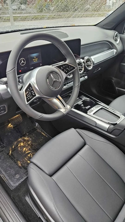 2025 Mercedes-Benz EQB - Image 5 of 5