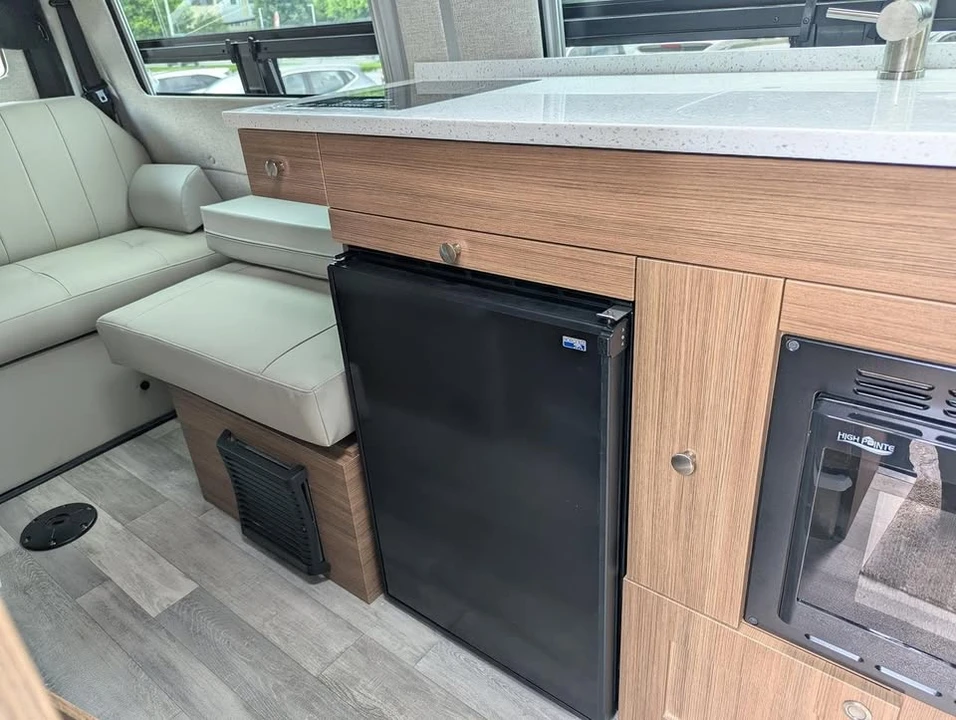 2025 Mercedes-Benz VS30 Sprinter - Image 12 of 20