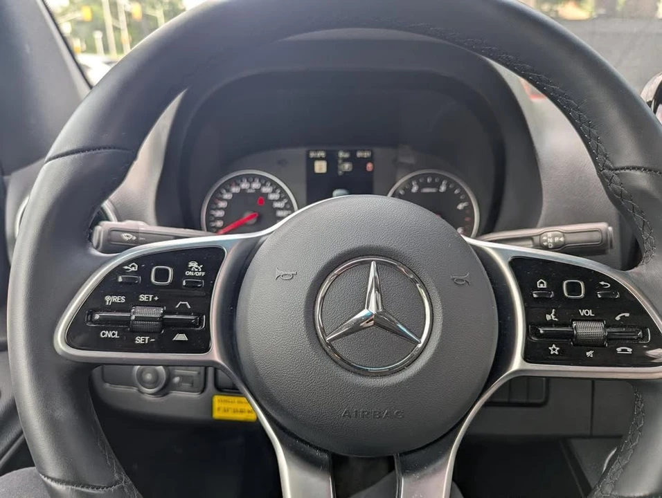 2025 Mercedes-Benz VS30 Sprinter - Image 11 of 20