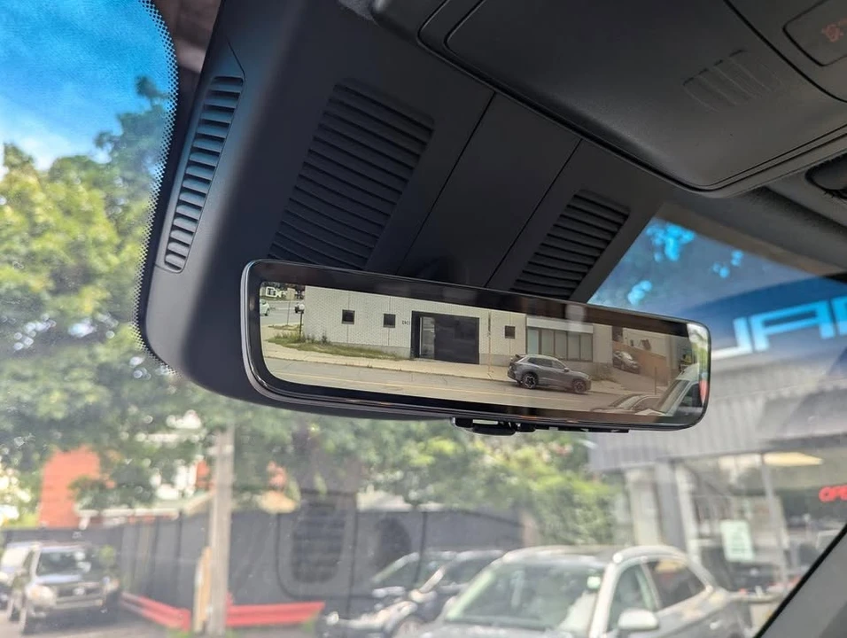2025 Mercedes-Benz VS30 Sprinter - Image 10 of 20
