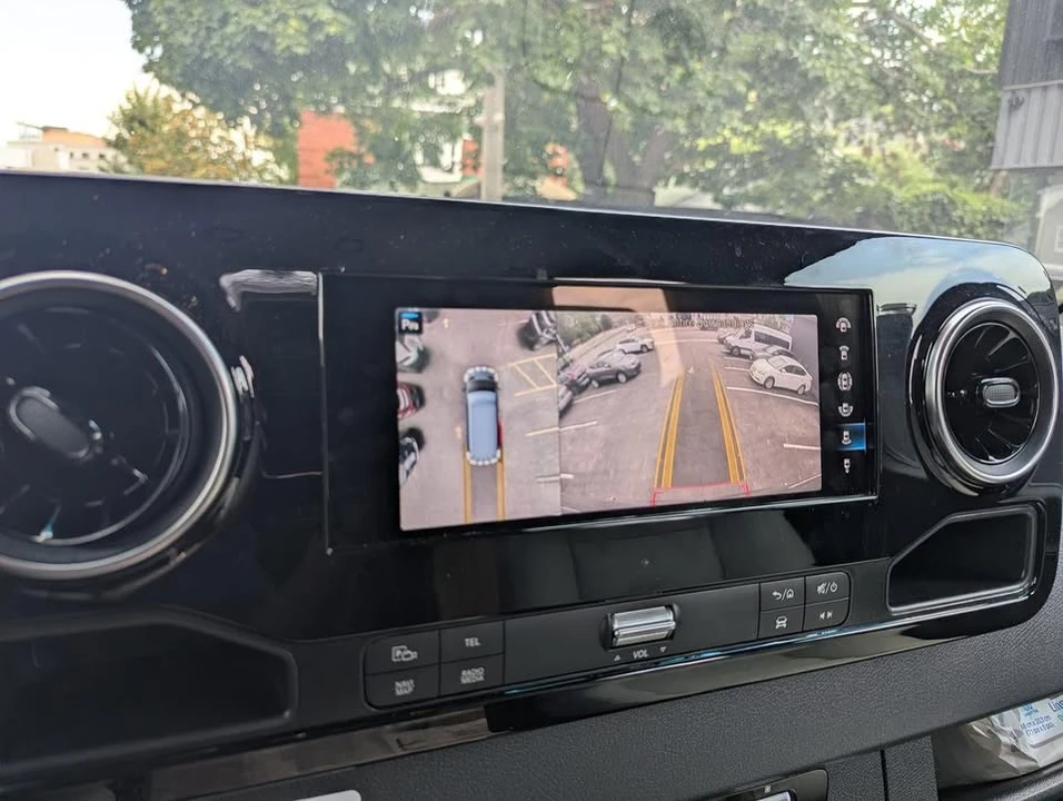 2025 Mercedes-Benz VS30 Sprinter - Image 18 of 20