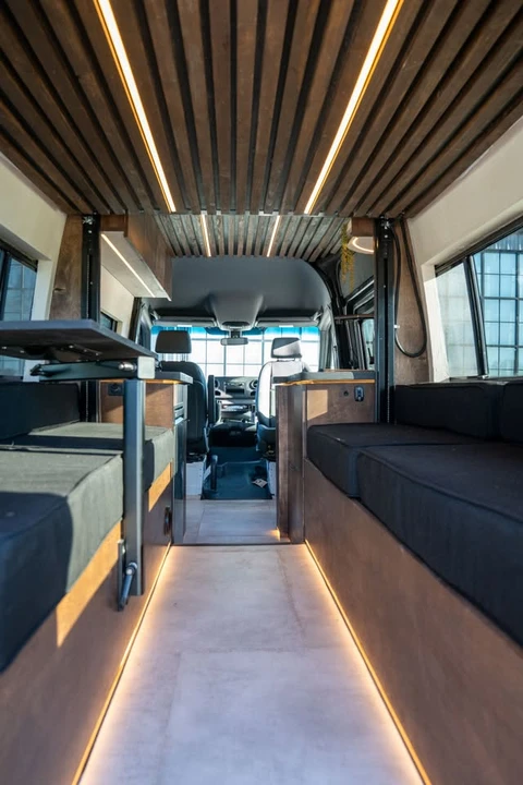 2025 Mercedes-Benz VS30 Sprinter - Image 15 of 20