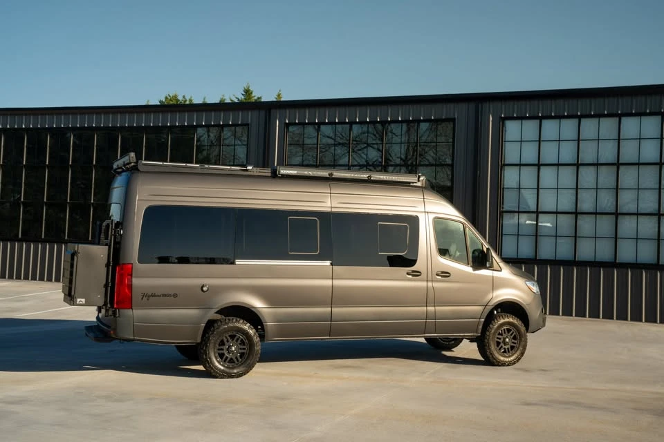 2025 Mercedes-Benz VS30 Sprinter - Image 6 of 20