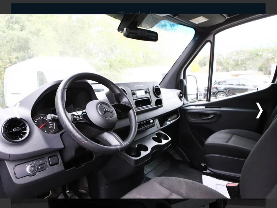 2025 Mercedes-Benz VS30 Sprinter - Image 12 of 15