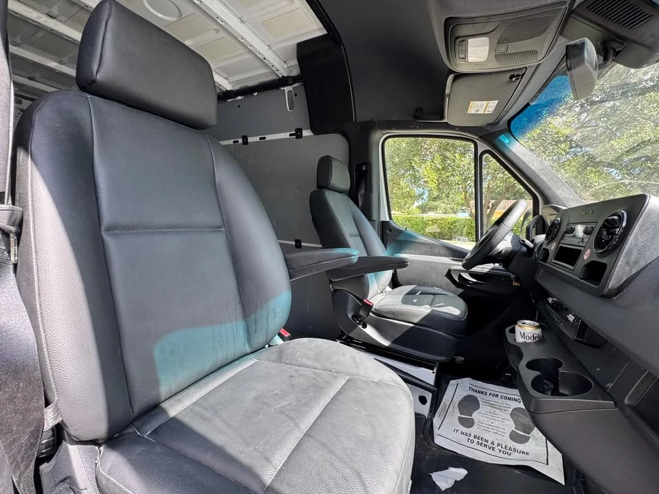 2025 Mercedes-Benz VS30 Sprinter - Image 10 of 14