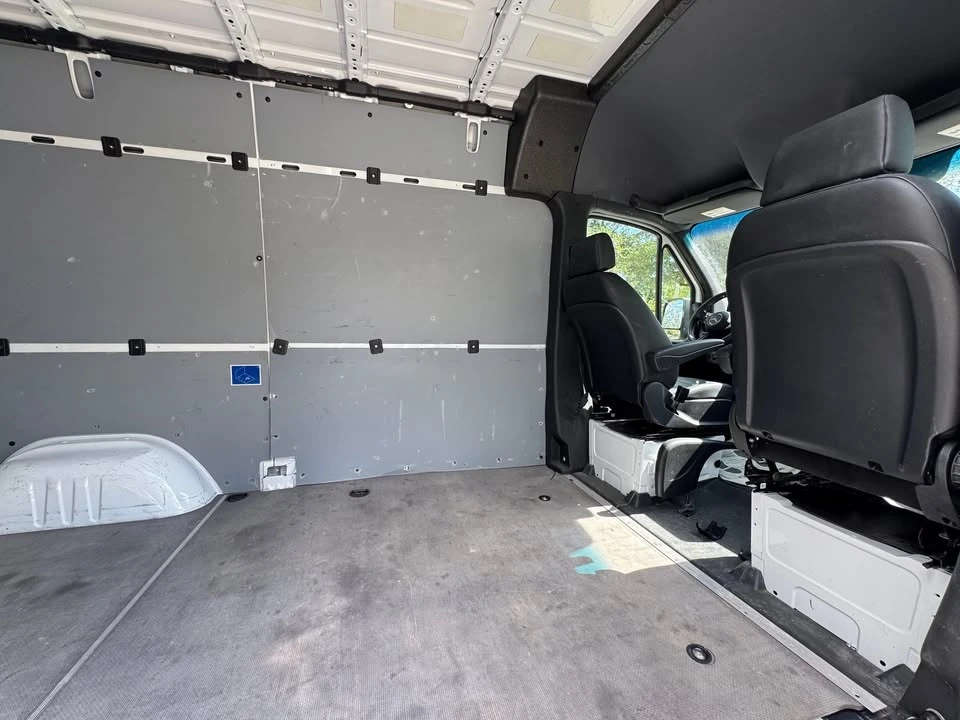 2025 Mercedes-Benz VS30 Sprinter - Image 8 of 14