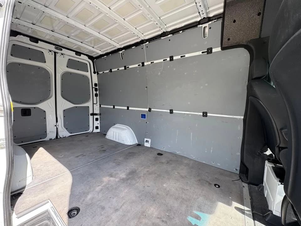 2025 Mercedes-Benz VS30 Sprinter - Image 7 of 14