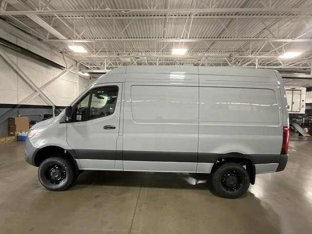 2025 Mercedes-Benz VS30 Sprinter - Image 3 of 5