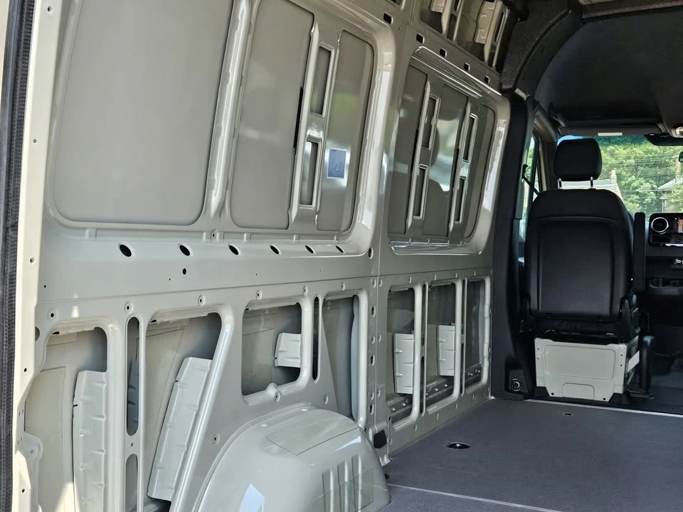 2025 Mercedes-Benz VS30 Sprinter - Image 18 of 20