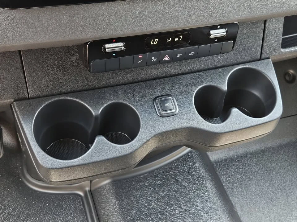 2025 Mercedes-Benz VS30 Sprinter - Image 15 of 20