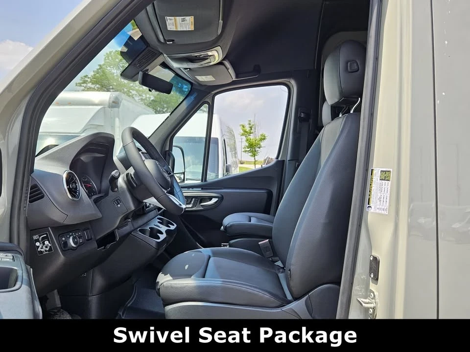 2025 Mercedes-Benz VS30 Sprinter - Image 8 of 20