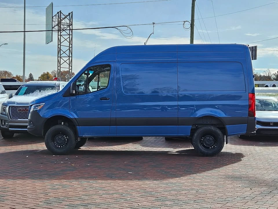 2025 Mercedes-Benz VS30 Sprinter - Image 3 of 20