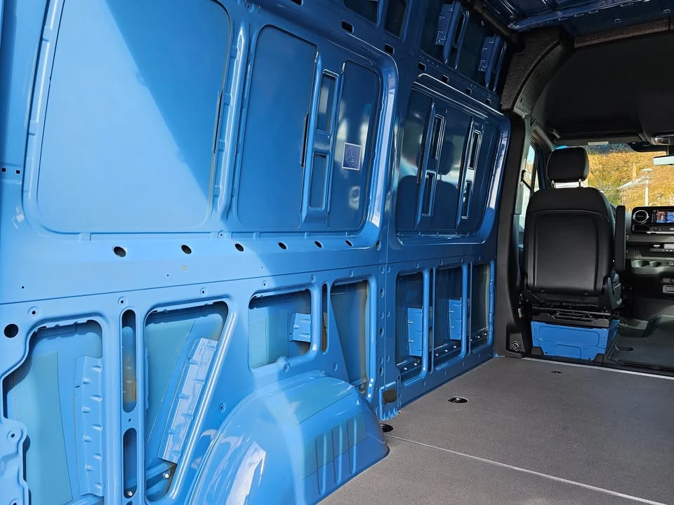 2025 Mercedes-Benz VS30 Sprinter - Image 18 of 20