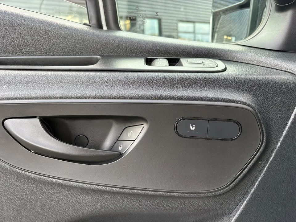 2025 Mercedes-Benz VS30 Sprinter - Image 7 of 13