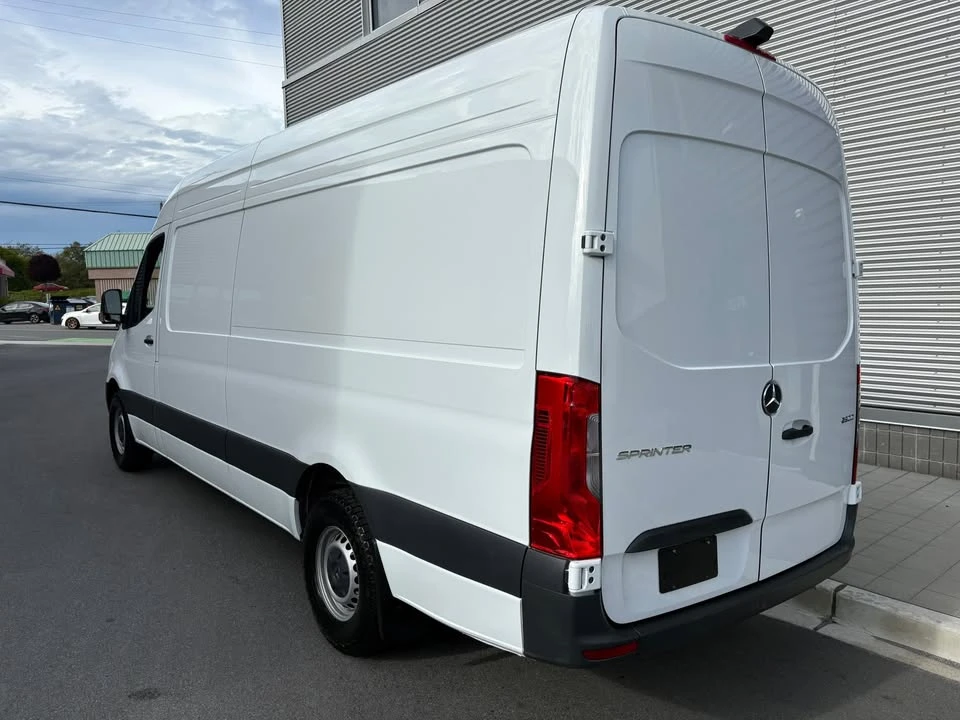 2025 Mercedes-Benz VS30 Sprinter - Image 3 of 13