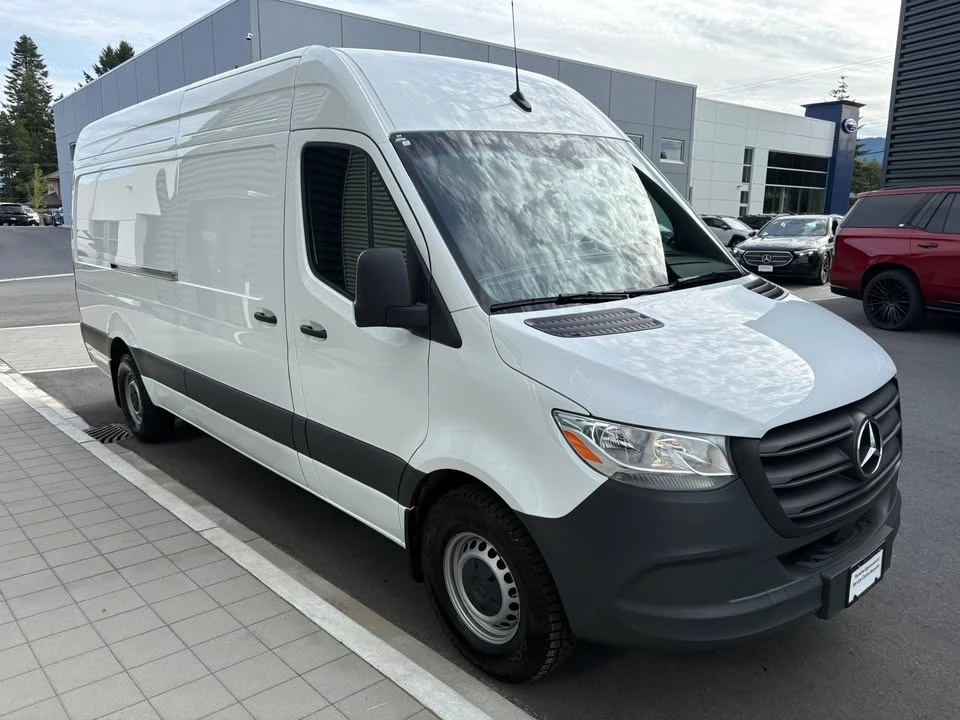 2025 Mercedes-Benz VS30 Sprinter - Image 5 of 13