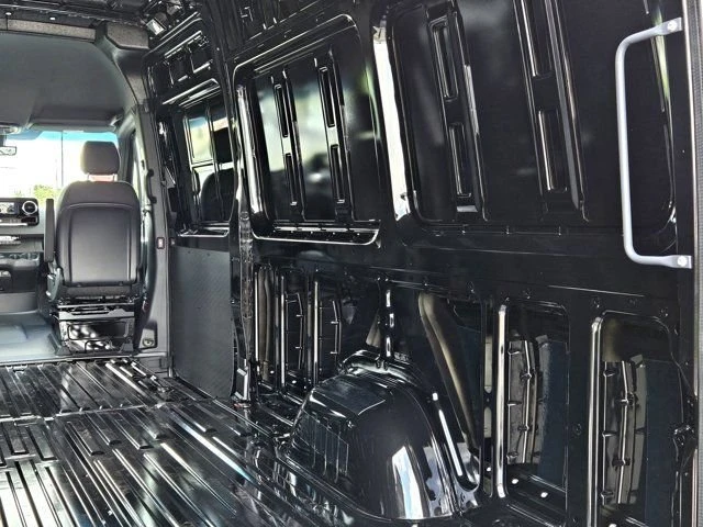 2025 Mercedes-Benz VS30 Sprinter - Image 19 of 20