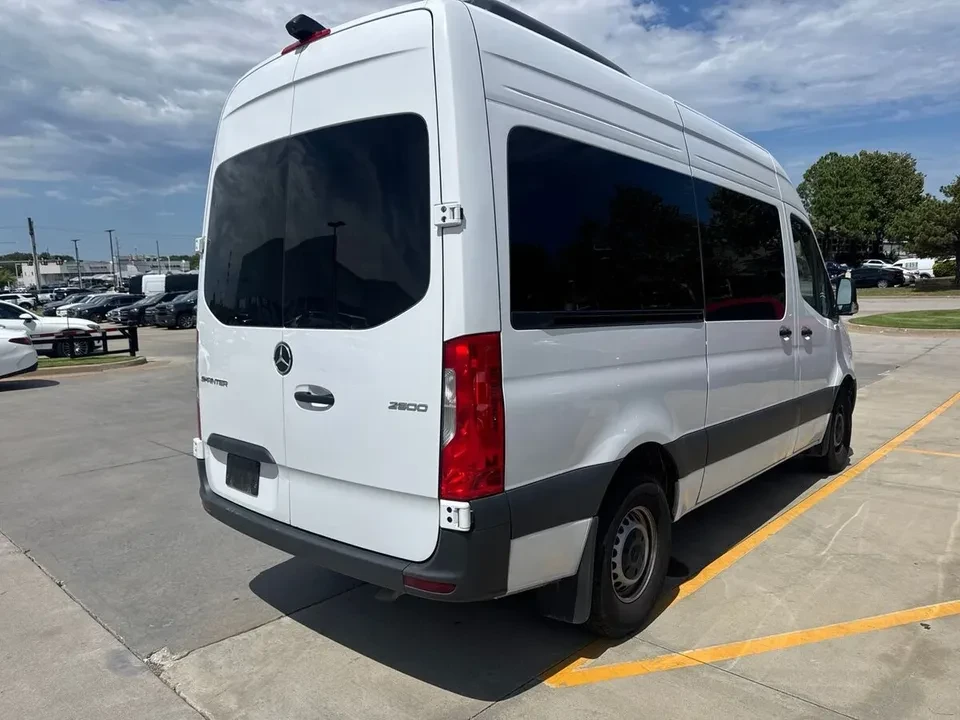 2025 Mercedes-Benz VS30 Sprinter - Image 6 of 6