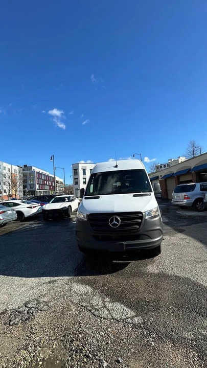 2025 Mercedes-Benz VS30 Sprinter - Image 7 of 17