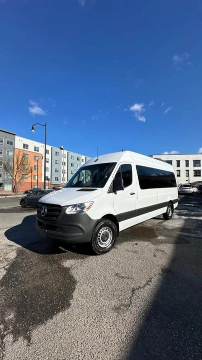 2025 Mercedes-Benz VS30 Sprinter - Image 5 of 17
