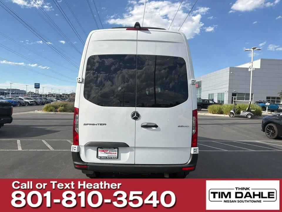 2025 Mercedes-Benz VS30 Sprinter - Image 4 of 10