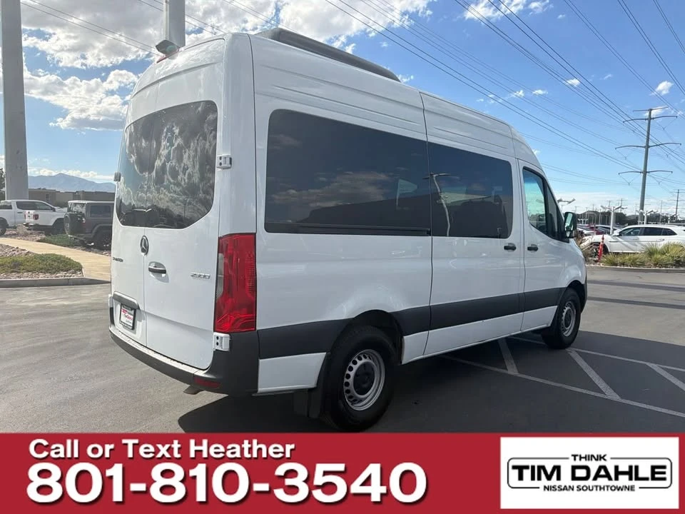 2025 Mercedes-Benz VS30 Sprinter - Image 3 of 10