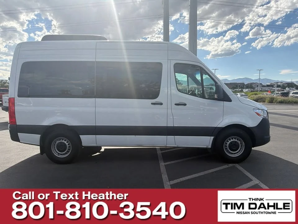 2025 Mercedes-Benz VS30 Sprinter - Image 2 of 10
