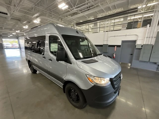 2025 Mercedes-Benz VS30 Sprinter - Image 10 of 13