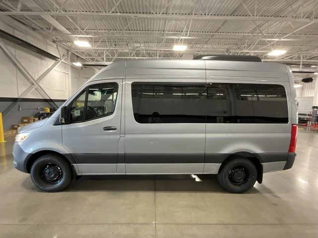 2025 Mercedes-Benz VS30 Sprinter - Image 3 of 13