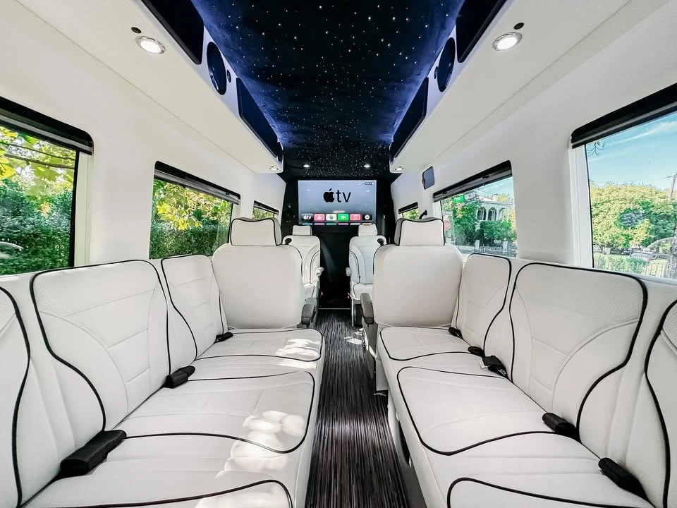 2025 Mercedes-Benz VS30 Sprinter - Image 7 of 12