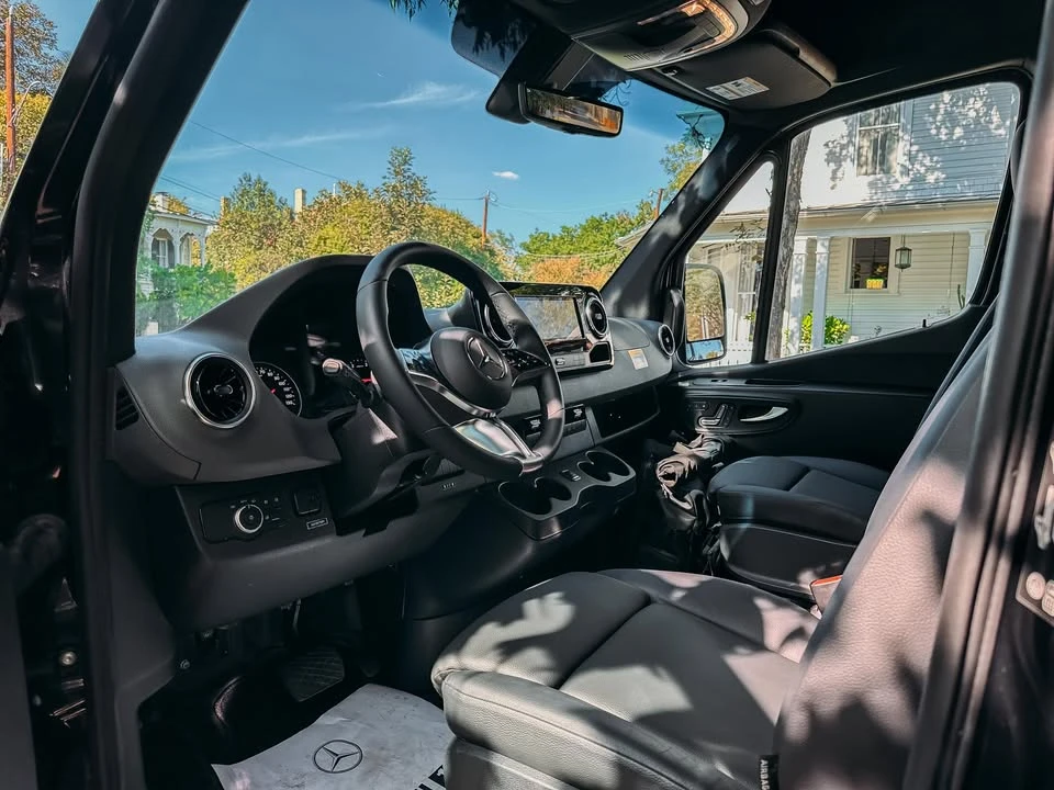2025 Mercedes-Benz VS30 Sprinter - Image 11 of 12