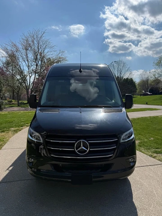 2025 Mercedes-Benz VS30 Sprinter - Image 2 of 15