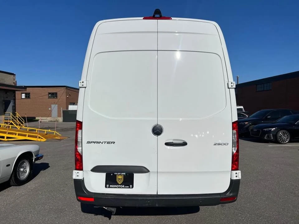 2025 Mercedes-Benz VS30 Sprinter - Image 3 of 18