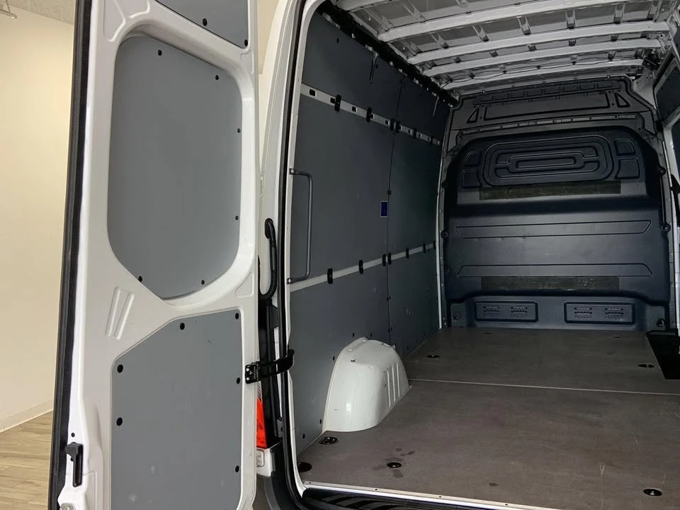 2025 Mercedes-Benz VS30 Sprinter - Image 13 of 18