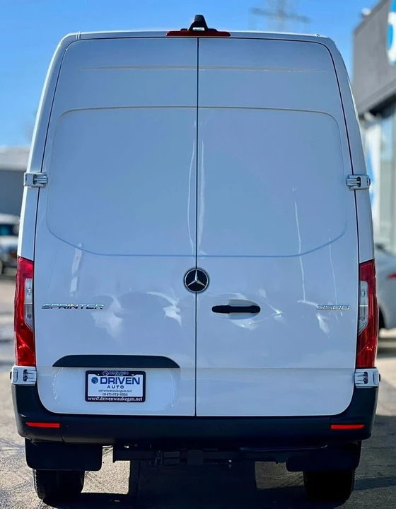 2025 Mercedes-Benz VS30 Sprinter - Image 4 of 20