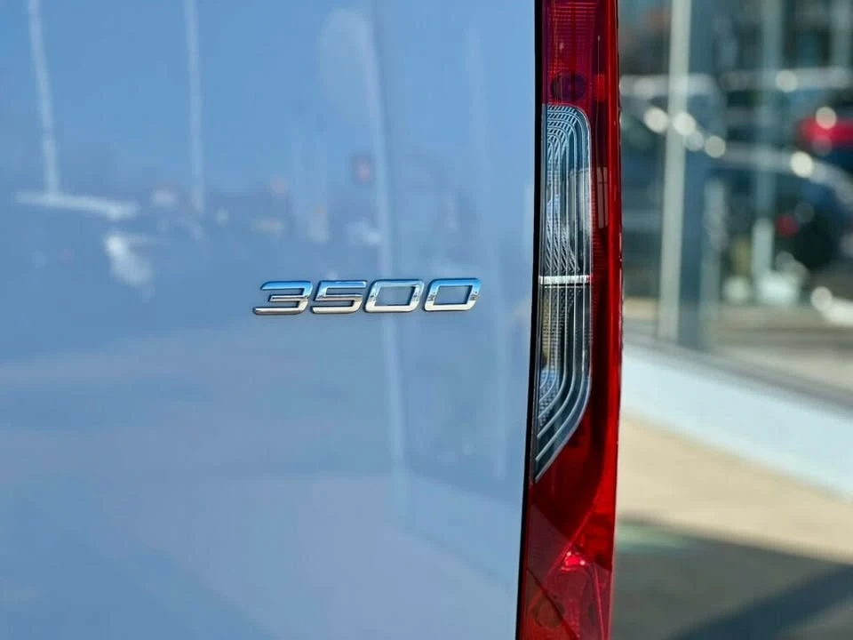 2025 Mercedes-Benz VS30 Sprinter - Image 10 of 20
