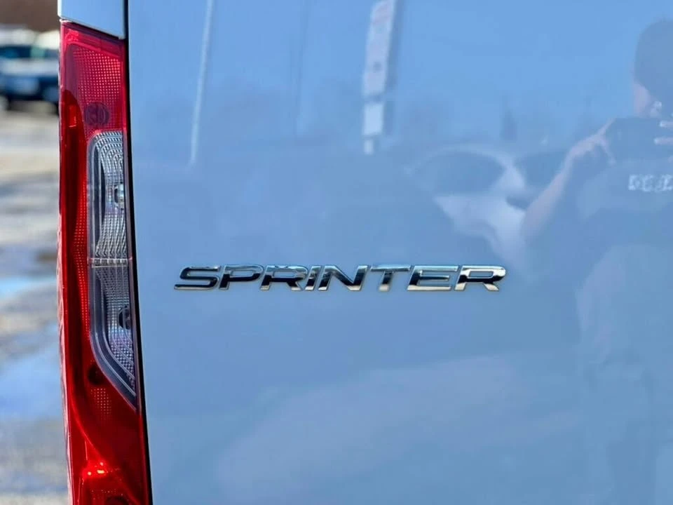 2025 Mercedes-Benz VS30 Sprinter - Image 9 of 20