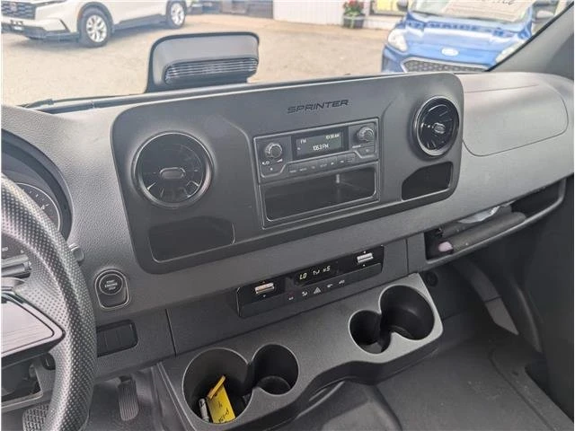 2025 Mercedes-Benz VS30 Sprinter - Image 18 of 20