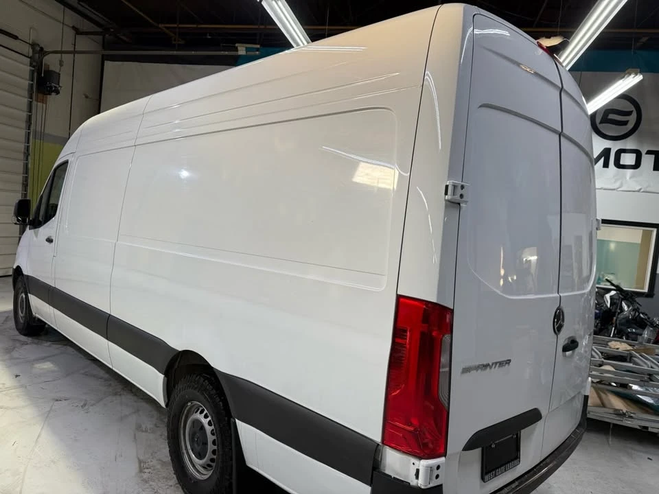 2025 Mercedes-Benz VS30 Sprinter - Image 3 of 14