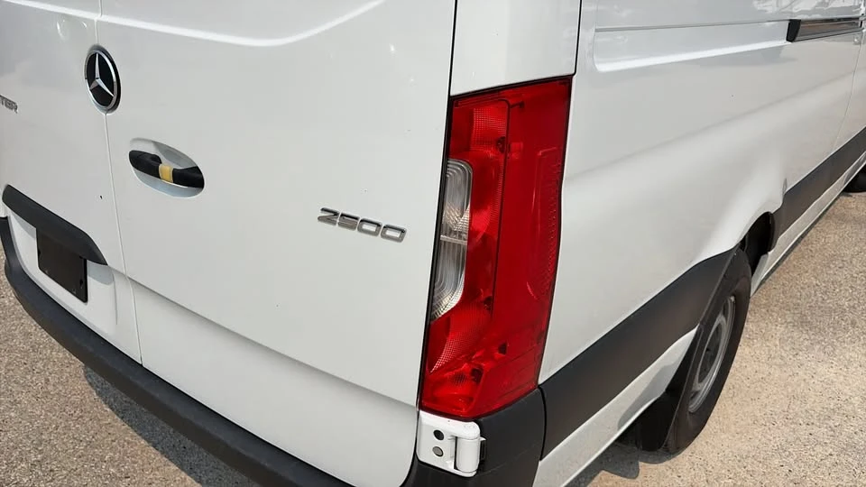 2025 Mercedes-Benz VS30 Sprinter - Image 10 of 18