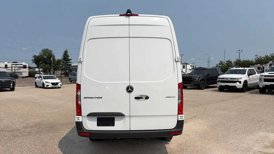 2025 Mercedes-Benz VS30 Sprinter - Image 6 of 18