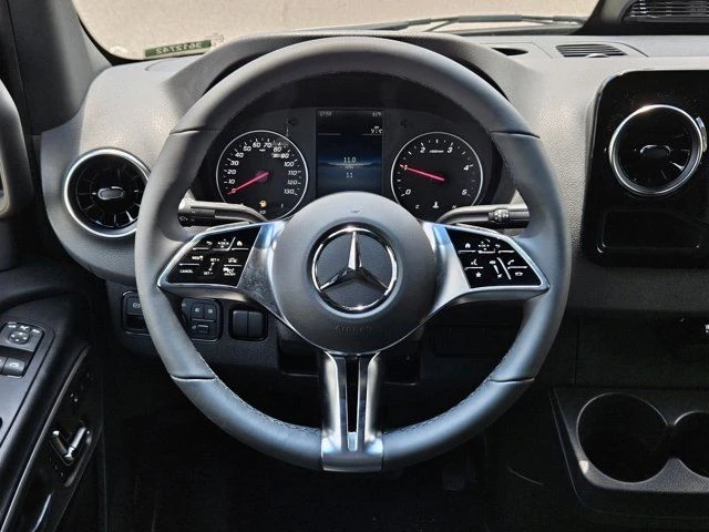 2025 Mercedes-Benz VS30 Sprinter - Image 11 of 21