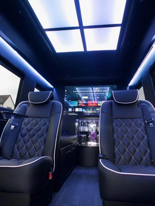2025 Mercedes-Benz VS30 Sprinter - Image 14 of 19