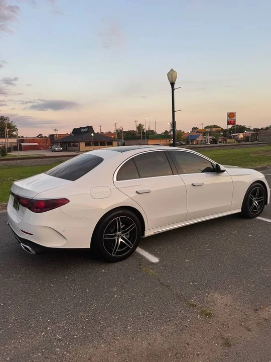 2025 Mercedes-Benz W214 E-Class - Image 5 of 24