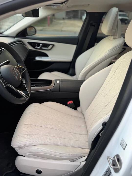 2025 Mercedes-Benz W214 E-Class - Image 14 of 24