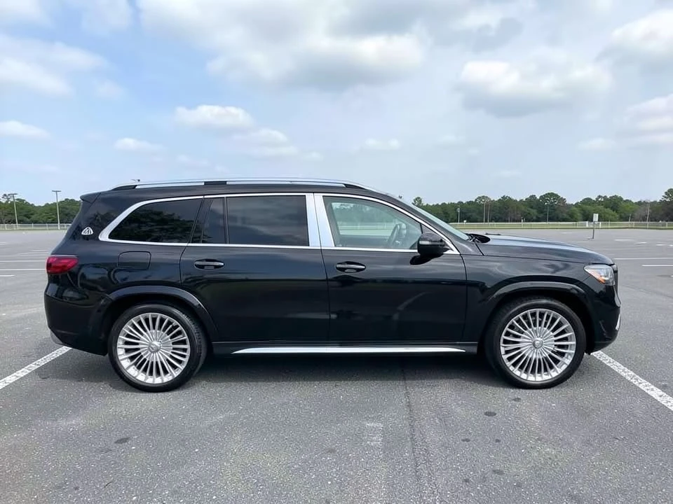 2025 Maybach - Image 4 of 20