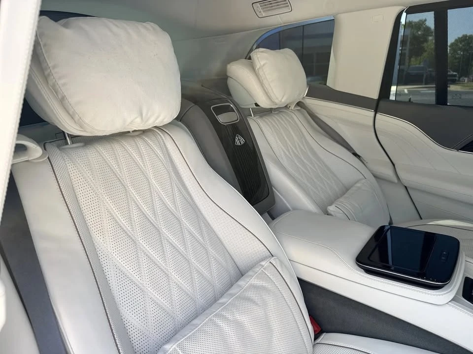 2025 Maybach - Image 19 of 20