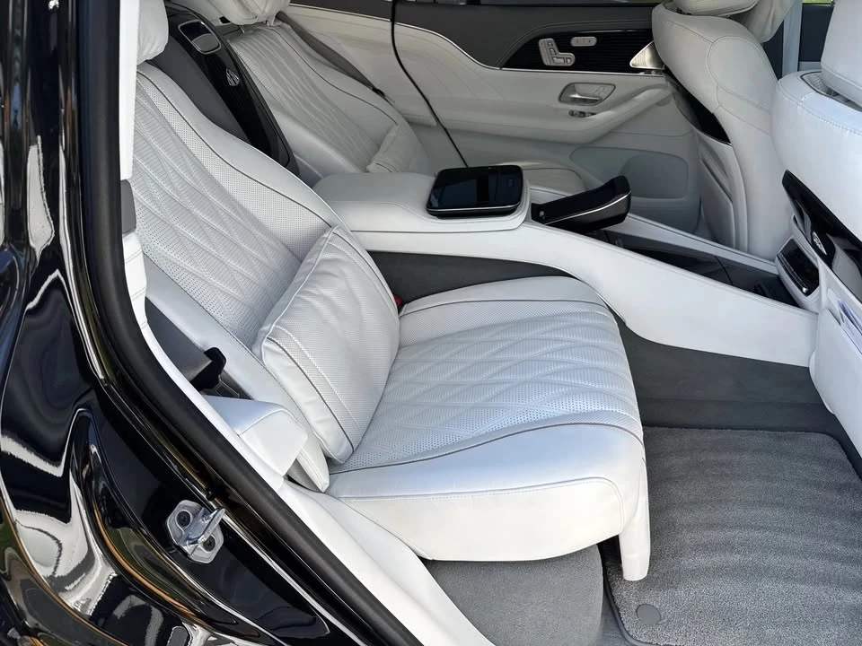 2025 Maybach - Image 18 of 20