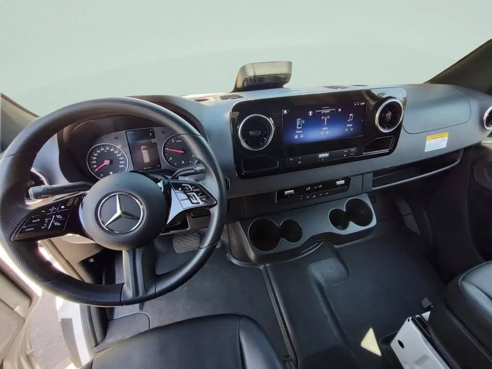 2025 Mercedes-Benz VS30 Sprinter - Image 14 of 14