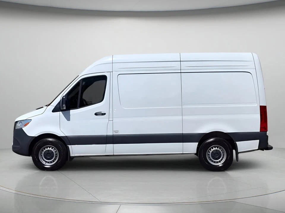 2025 Mercedes-Benz VS30 Sprinter - Image 5 of 14